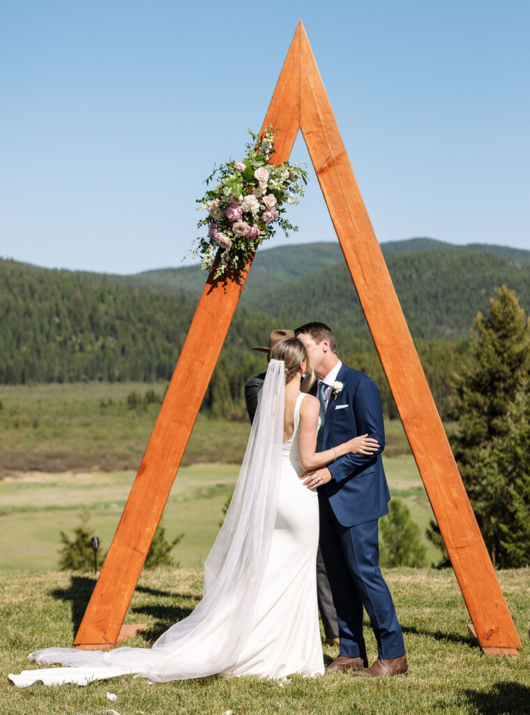 Out of State Wedding Planning - Star Meadow Ranch Wedding