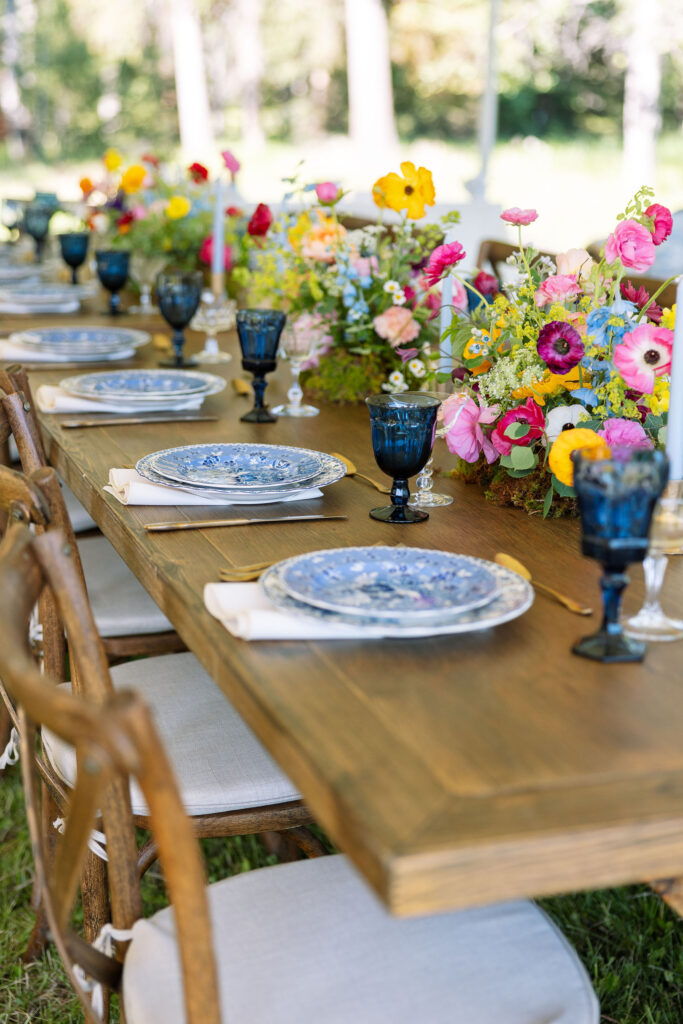 Colorful wedding table scape