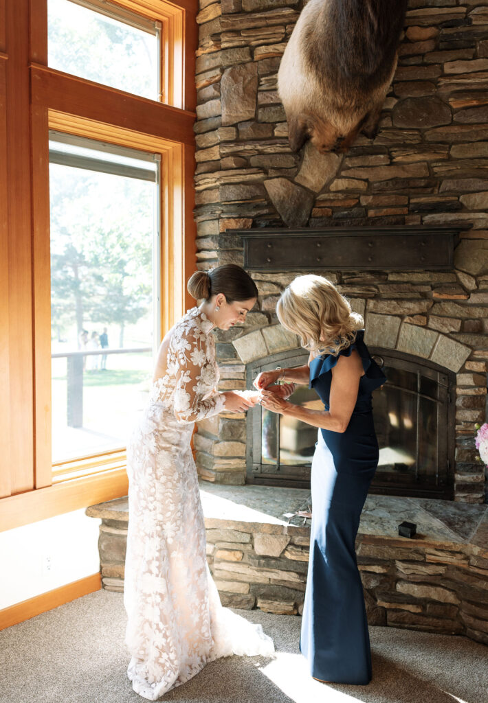 Haley J Photo Summer Wedding - Bride and Groom