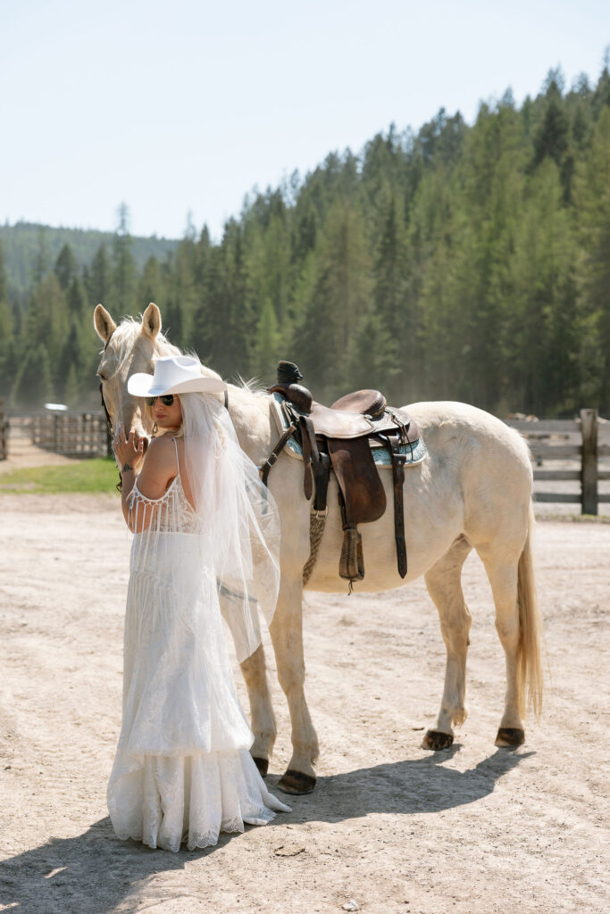 Northwest Montana Western Wedding Inspiration - Wedding with horses