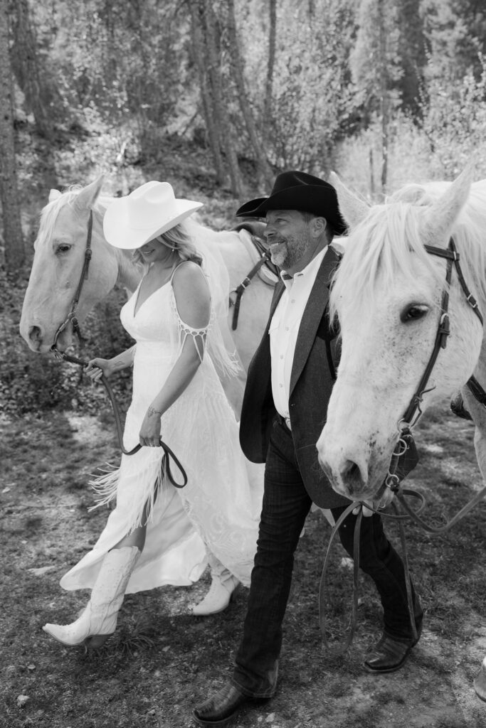 Northwest Montana Western Wedding Inspiration - Wedding with horses